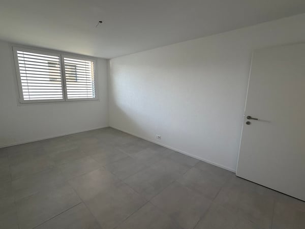 Moderne 3.5-Zimmer-Erdgeschosswohnung mit Gartensitzplatz in Büsserach 4