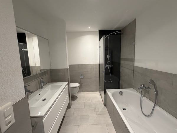 Moderne 3.5-Zimmer-Erdgeschosswohnung mit Gartensitzplatz in Büsserach 10