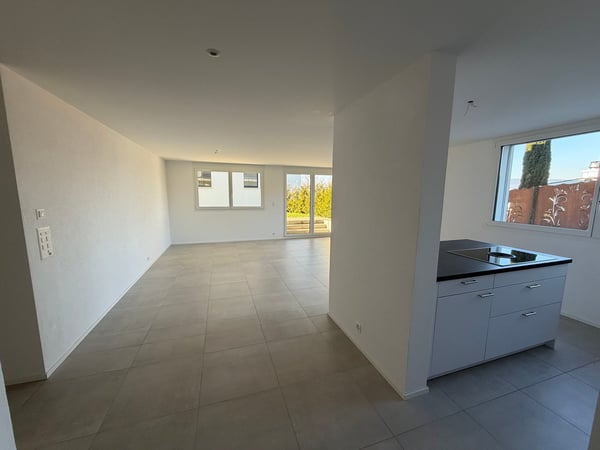 Moderne 3.5-Zimmer-Erdgeschosswohnung mit Gartensitzplatz in Büsserach 8
