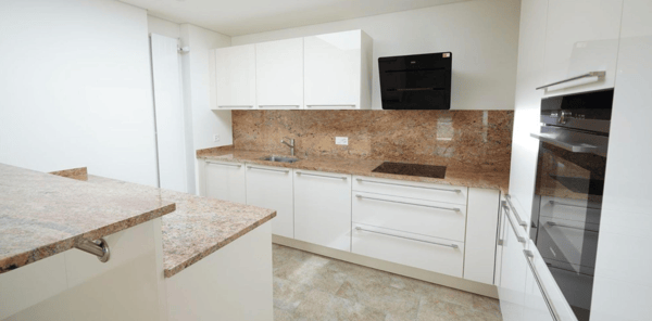 Sehr schöne 4.5-Zimmer-Wohnung an Toplage in Ennetbaden 5