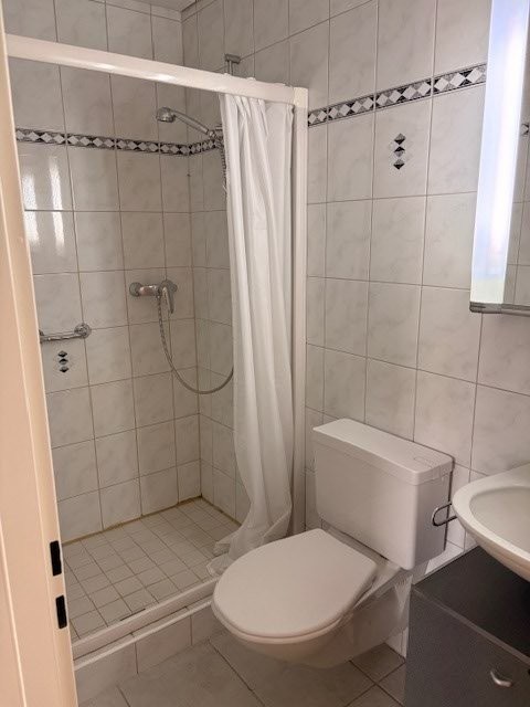 Schöne, grosszügige 5.5 Zimmer-Wohnung an ruhiger Lage nähe Schule und Einkaufsmöglichkeiten 14