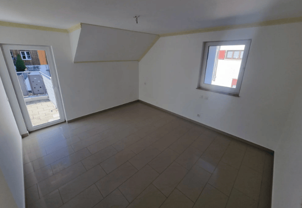Moderne 4.5-Zimmer-Wohnung mit Balkon in Oberhofen AG 5