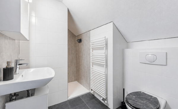 Lichtdurchflutete 4.5-Zimmer-Attika-Maisonette mit Tiefgaragenplatz, St. Gallen 9