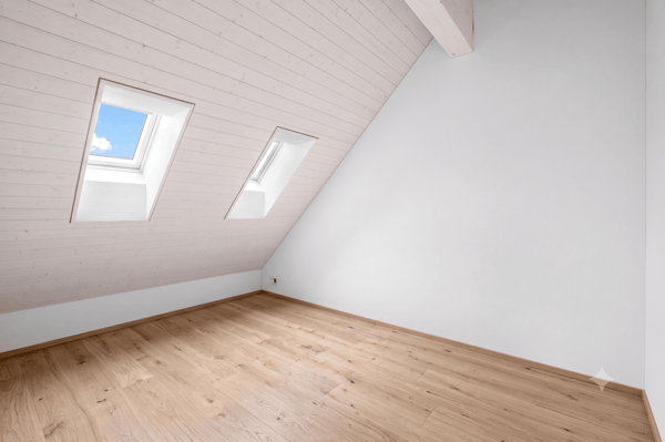 Erstbezug: Stilvolle und grosszügige Maisonette-Wohnung 8