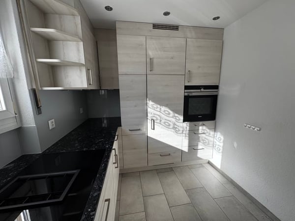 Charmantes 5-6 Zimmer Einfamilienhaus mit Seesicht und Garten in Mörigen 22