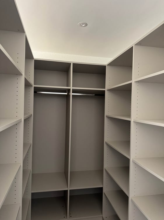 Erstbezug 5.5 Zimmer-Wohnung in neuer Überbauung Roggächer Nord 13