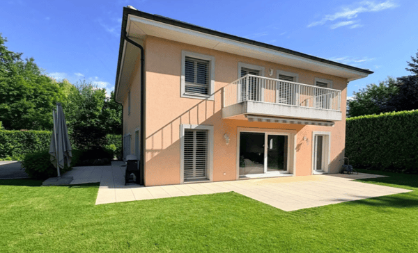 Élégante villa 7.5 Pièces familiale à Terre-Sainte / Elegant Family Villa 7.5 Rooms in Terre-Sainte 2