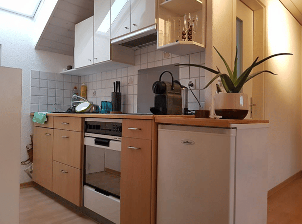 Helle und sonnige Dachwohnung per sofort zu vermieten 2
