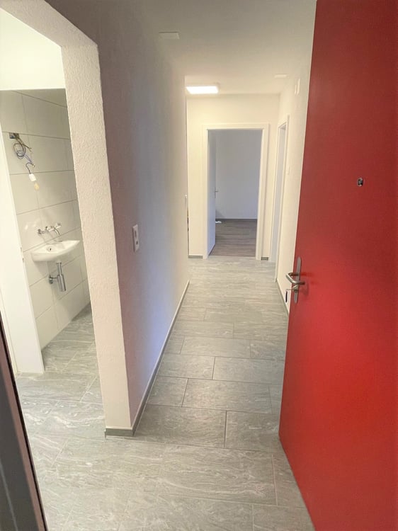 Charmante 4.5-Zimmer-Wohnung in Sumiswald – ruhige Lage mit schöner Aussicht 3