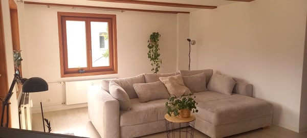 Sonnige 4.5-Zimmer-Wohnung | Balkon & Terrasse | Panoramablick | Haus-Sauna | auch als WG 3