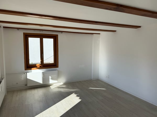Sonnige 4.5-Zimmer-Wohnung | Balkon & Terrasse | Panoramablick | Haus-Sauna | auch als WG 17