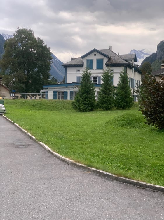 Charmante 4.5-Zimmer-Wohnung an der Bahnhofstrasse in Luchsingen 4