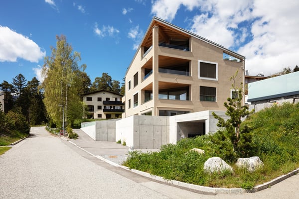 Hochwertige Eigentums-Wohnung (4,5 Zi.) in Lenz (GR) 2