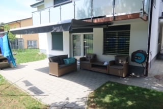 MODERNISIERTES ZWEIFAMILIENHAUS MIT 4.5- & 3.5-ZIMMER-WOHNUNG 9