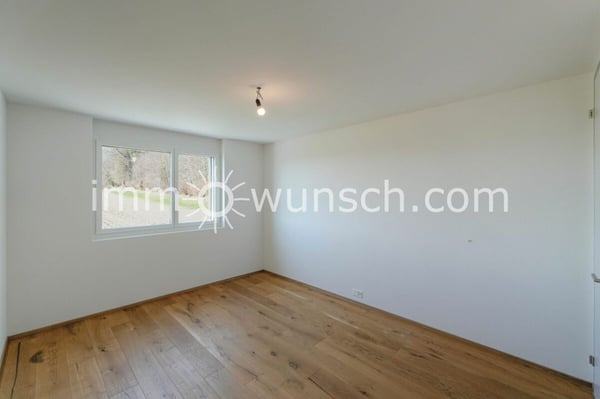 Grosszügige 1 ½ Zi. Eigentumswohnung, mit herrlicher Fernsicht in die Walliser- und Berner Alpen 5
