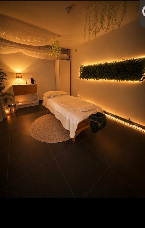Arbeiten Sie dort, wo Schönheit zuhause ist. ✨Behandlungsräume & Arbeitsplätze in Luzern 1