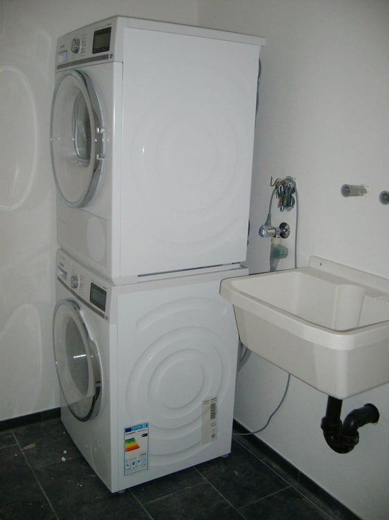 Attraktive grosszügige 3 1/2 Z'Whg. (top Etg.Whg Ausbau) 9