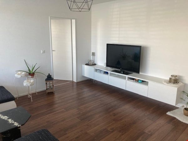 Attraktive grosszügige 3 1/2 Z'Whg. (top Etg.Whg Ausbau) 11