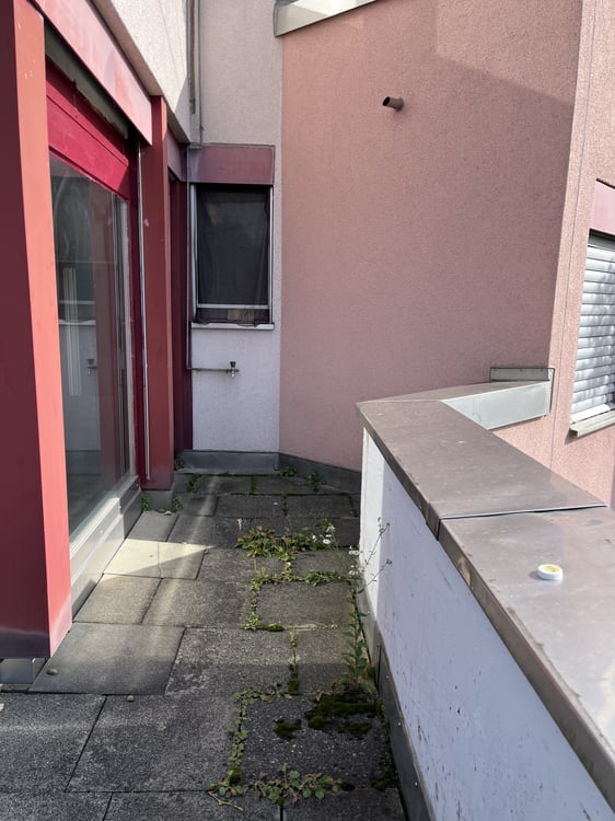 Zentrale, Ruhige, Wohnung mit 100m2 Dachterrasse 6
