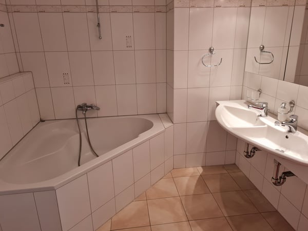 5 1/2-Zimmer Reiheneinfamilienhaus / Lyss Stigli / Spinsmattweg 6