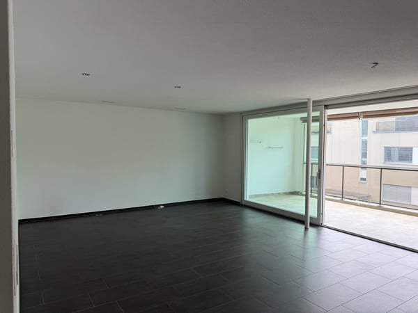 Lichtdurchflutete 3.5-Zimmer-Wohnung, 95 m², an zentraler Lage in Steffisburg 1