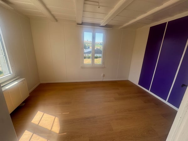 Helle 1.5 Zimmer Wohnung 6