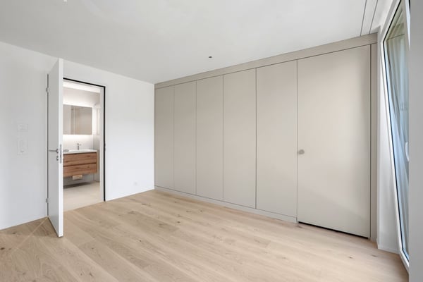 Erstbezug: Stilvolle und grosszügige Maisonette-Wohnung 12