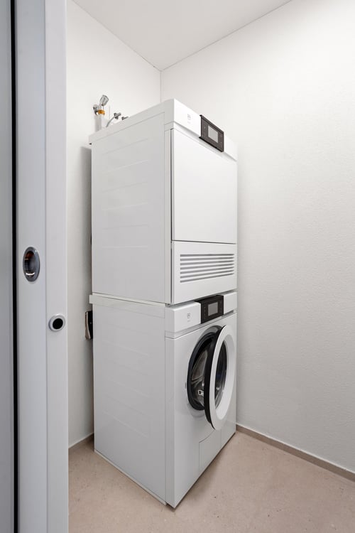 Erstbezug: Stilvolle und grosszügige Maisonette-Wohnung 15