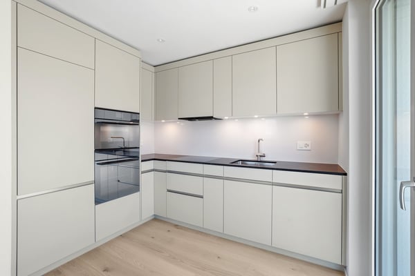 Erstbezug: Stilvolle und grosszügige Maisonette-Wohnung 5