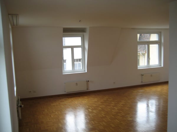 Charmante Attikawohnung in ruhiger Lage 8