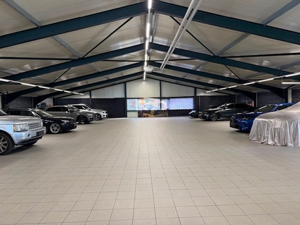 Hochwertige Gewerbefläche in Meilen – ca. 350 m² 4