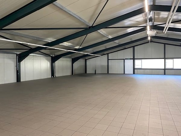 Hochwertige Gewerbefläche in Meilen – ca. 350 m² 8