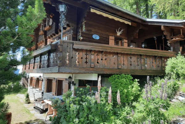 Charmantes 7-Zimmer-Chalet in Gspon (Gemeinde Staldenried) 2