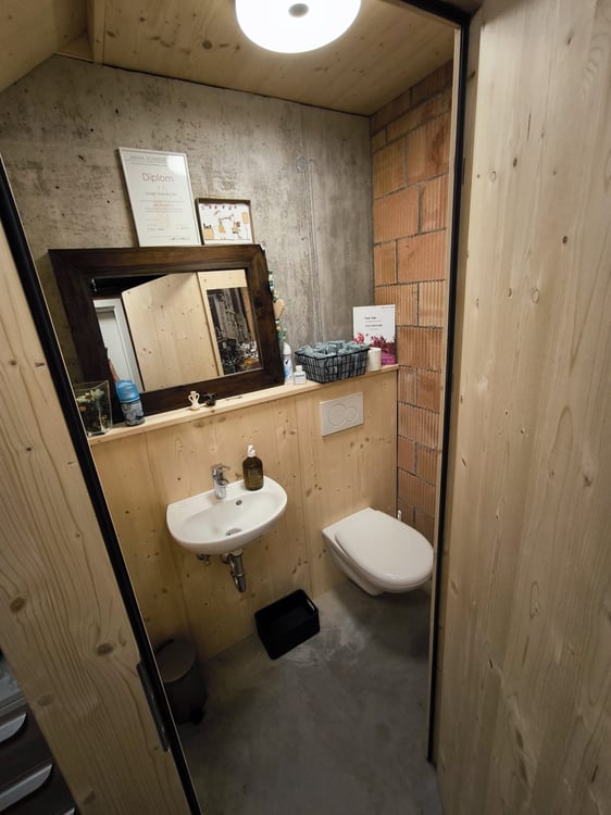 Modernes, freistehendes 6 1/2 Zimmer- Holzhaus mit Seesicht/Ufernähe 9