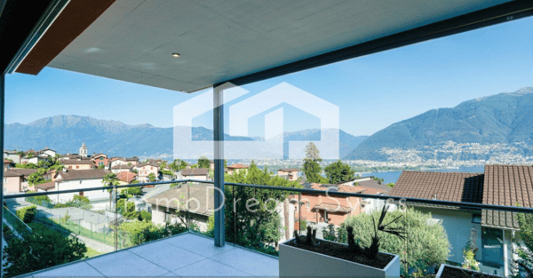 Attraktive 4 ½ Zi. Eigentumswohnung, mit toller Aussicht auf den Lago Maggiore und die Bergwelt 2