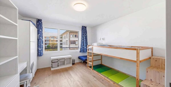 Grosszügige 4.5-Zimmer-Wohnung mit Terrasse in Uster 9