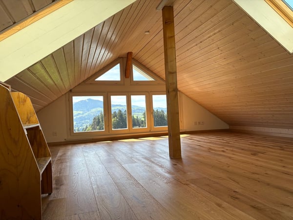 2.5-Zi-Maisonettewohnung mit Dachterrasse