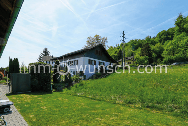 Charmantes 5 ½ Zimmer Einfamilienhaus, mit toller Gartenanlage, an erhöhter und ruhiger Wohnlage 4