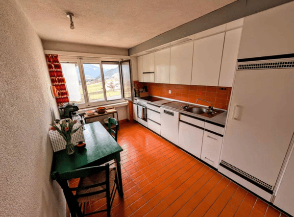 Sonnige 3.5-Zimmer-Oase mit Kamin & Blick ins Grüne in Sagogn (Zweitwohnsitz) 4