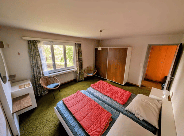Sonnige 3.5-Zimmer-Oase mit Kamin & Blick ins Grüne in Sagogn (Zweitwohnsitz) 3