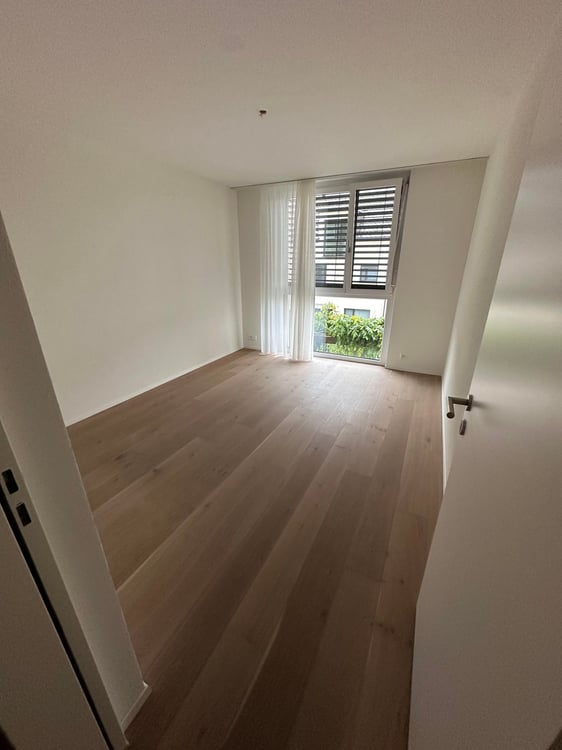 Wunderschönes 5.5-Zimmer-Familienhaus | ca. 240 m² | Garten | 10 Min. von Zug 16