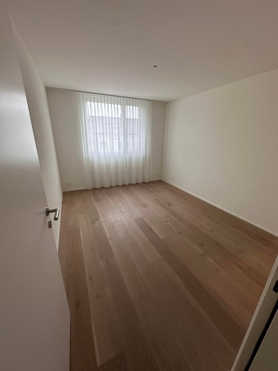 Wunderschönes 5.5-Zimmer-Familienhaus | ca. 240 m² | Garten | 10 Min. von Zug 17