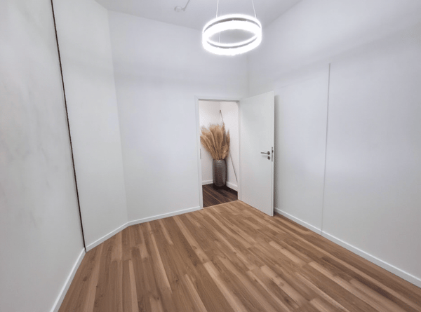 Gewerbliche Fläche - Studiozimmer zur gewerblichen Nutzung 2