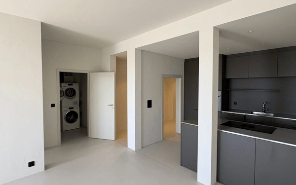Renovierte Altbauwohnung - 1. Obergeschoss mit Balkon - 3.5-Zimmer mit Seeblick 2
