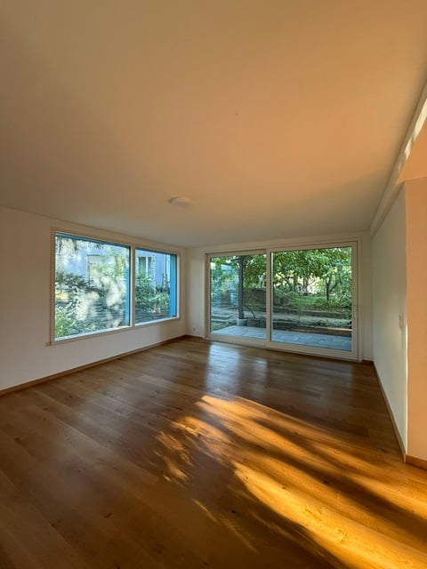 Erstvermietung nach Renovation, grosszügige 3.5-Zimmer-EG-Wohnung mit Terrasse und Garten 10