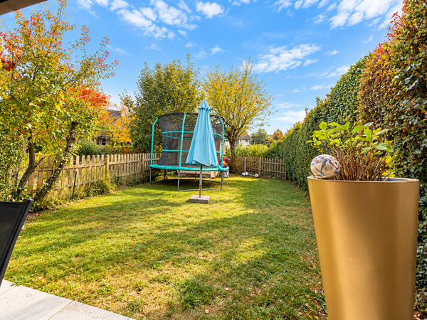 IHR NEUES ZUHAUSE IN KLOTEN GROSSZÜGIGES WOHNEN & GARTENIDYLLE 16