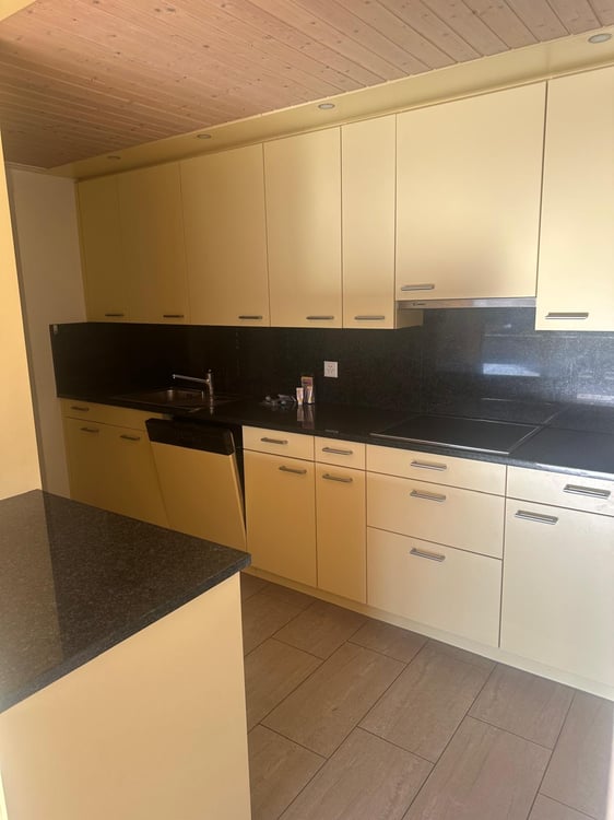 Helle 2.5-Zimmer-Wohnung mit Balkon und Lift in Reiden 7