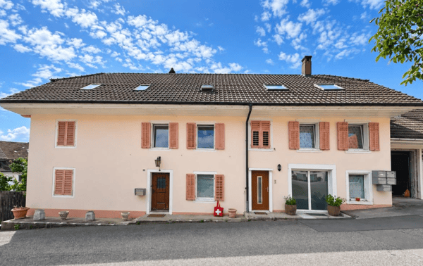 Mehrfamilienhaus mit Werkstatt in Bellach: 4 Wohnungen im Stockwerkeigentum 2