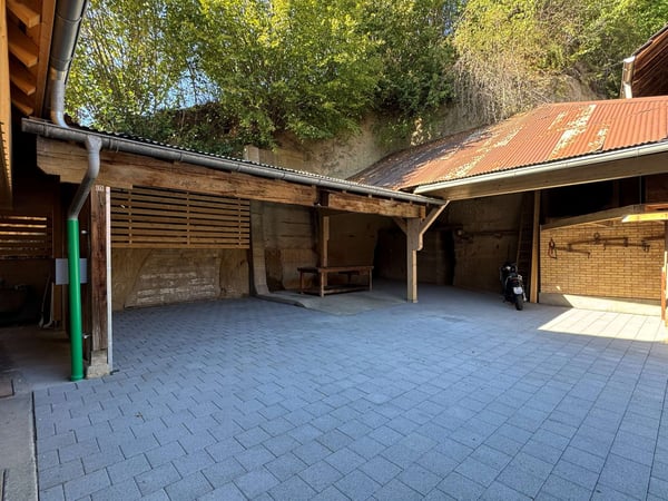 Neue 2.5-Zimmer-Maisonette-Wohnung mit Galerie – Historischer Charme trifft modernen Komfort 25