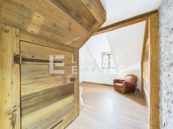 EIN LIEBEVOLLES SCHMUCKSTÜCK FÜR 3 GENERATIONEN 9